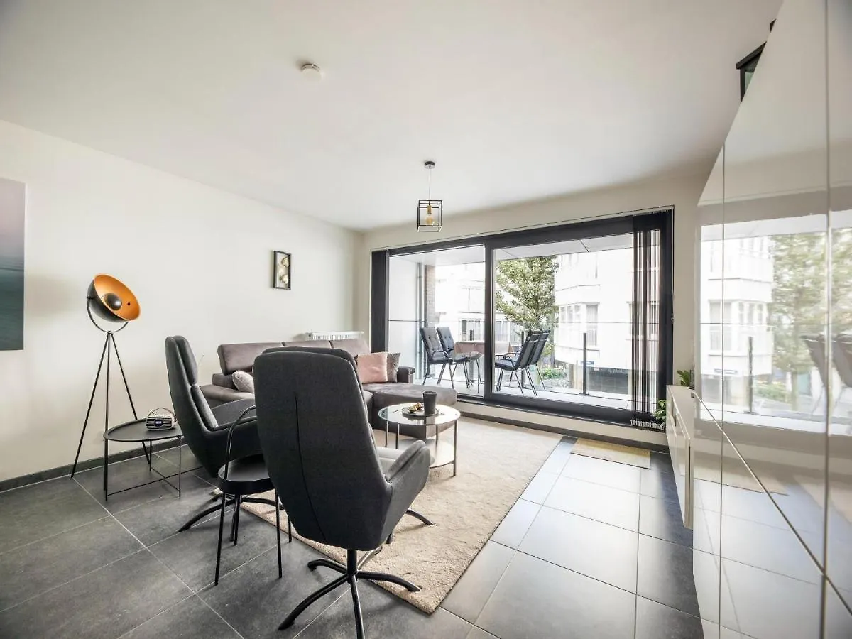 Cosy apartment in Oostende with private terrace