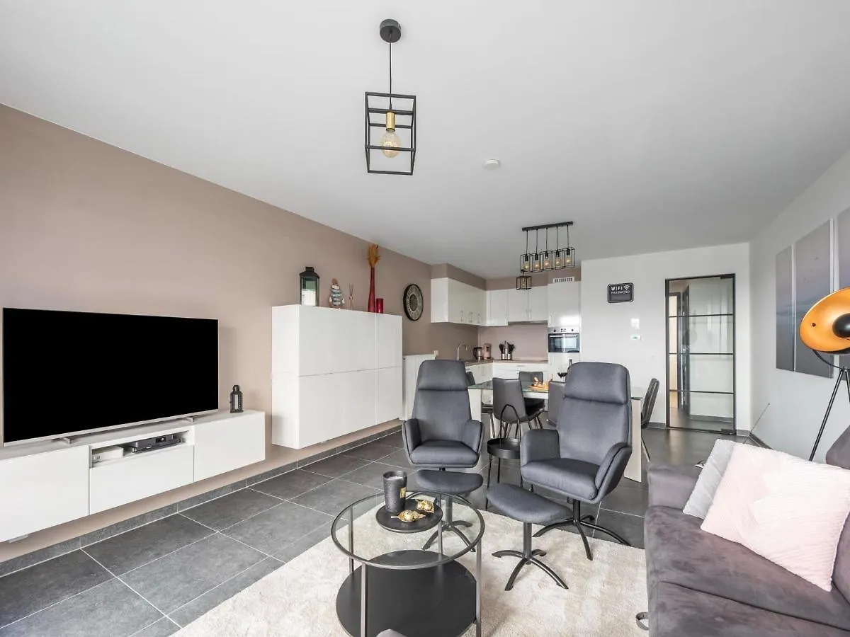 Cosy apartment in Oostende with private terrace